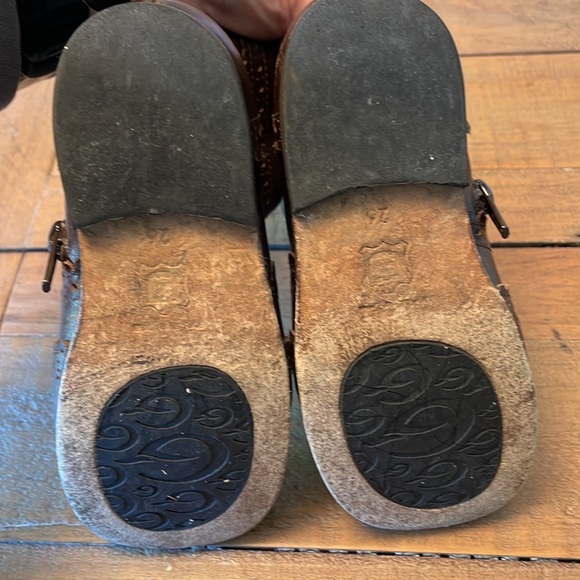 Spring Flower Boots - Picture 6 of 7